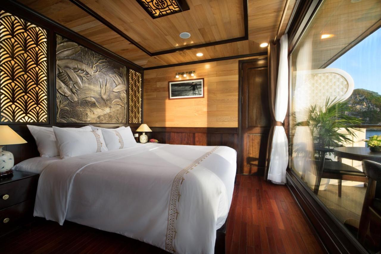 Hotel V'Spirit Cruise Hạ Long Exterior foto