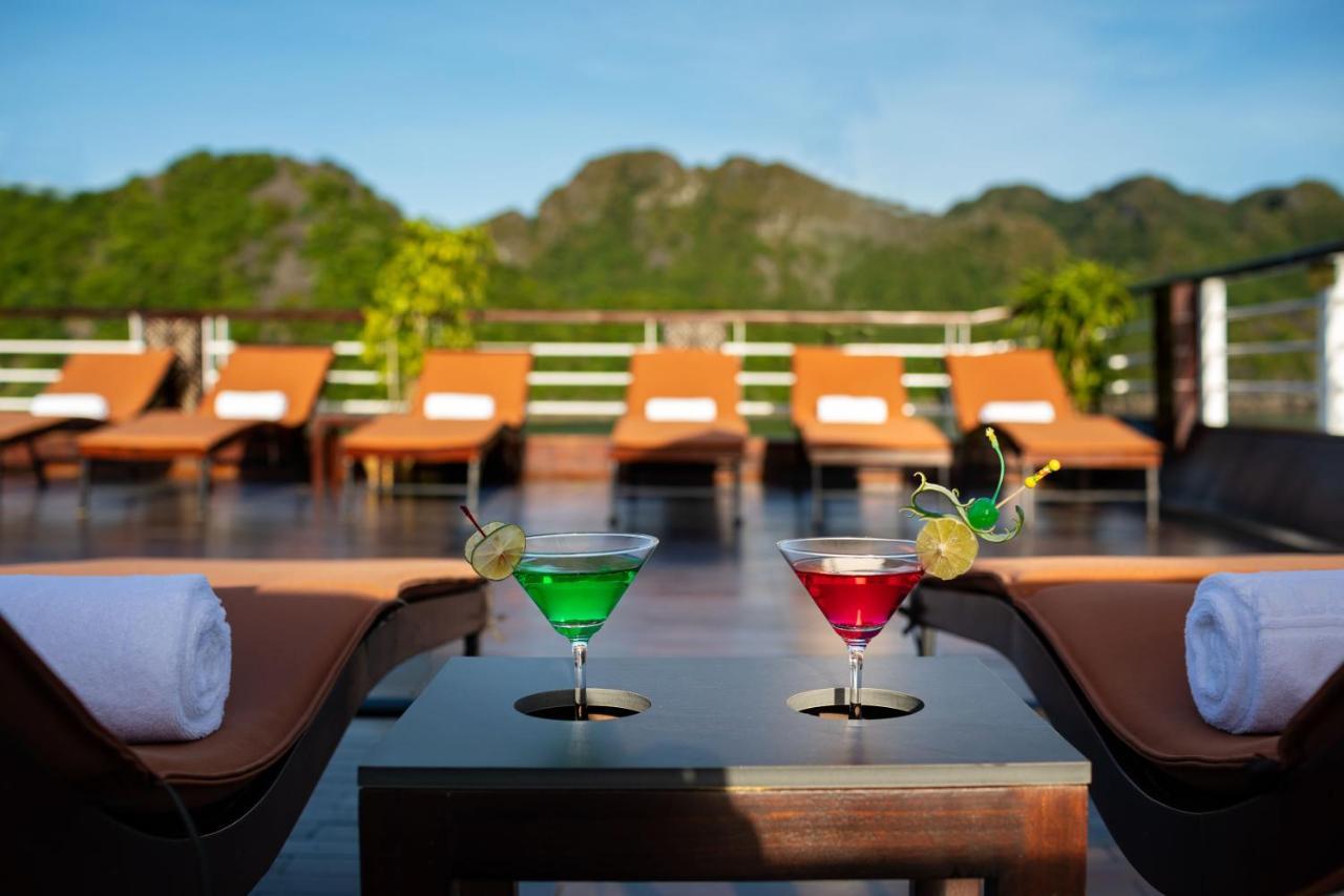 Hotel V'Spirit Cruise Hạ Long Exterior foto