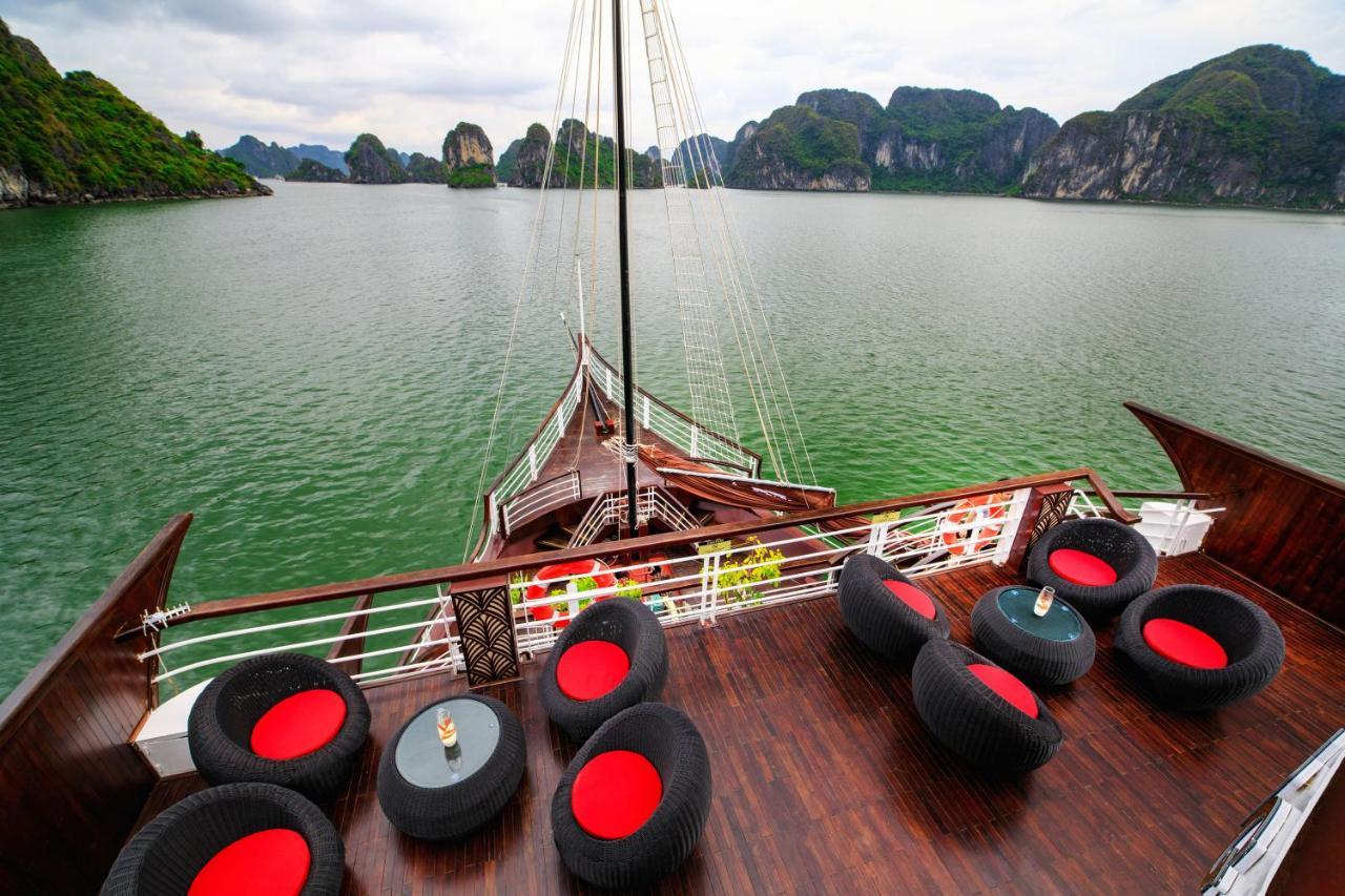 Hotel V'Spirit Cruise Hạ Long Exterior foto